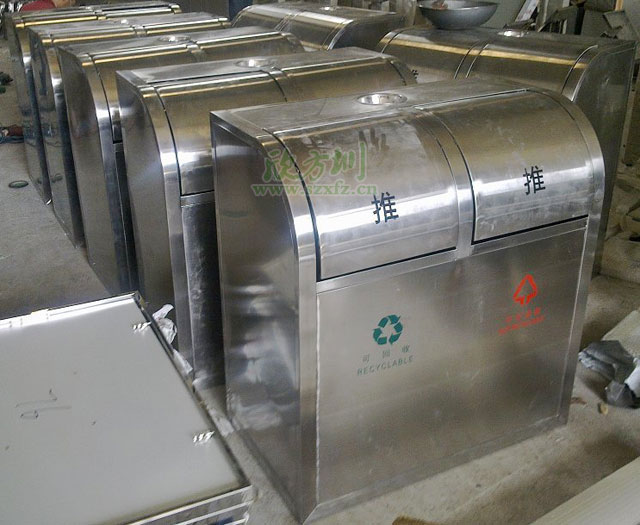 欣方圳不銹鋼彈蓋分類垃圾桶工廠制作半成品圖