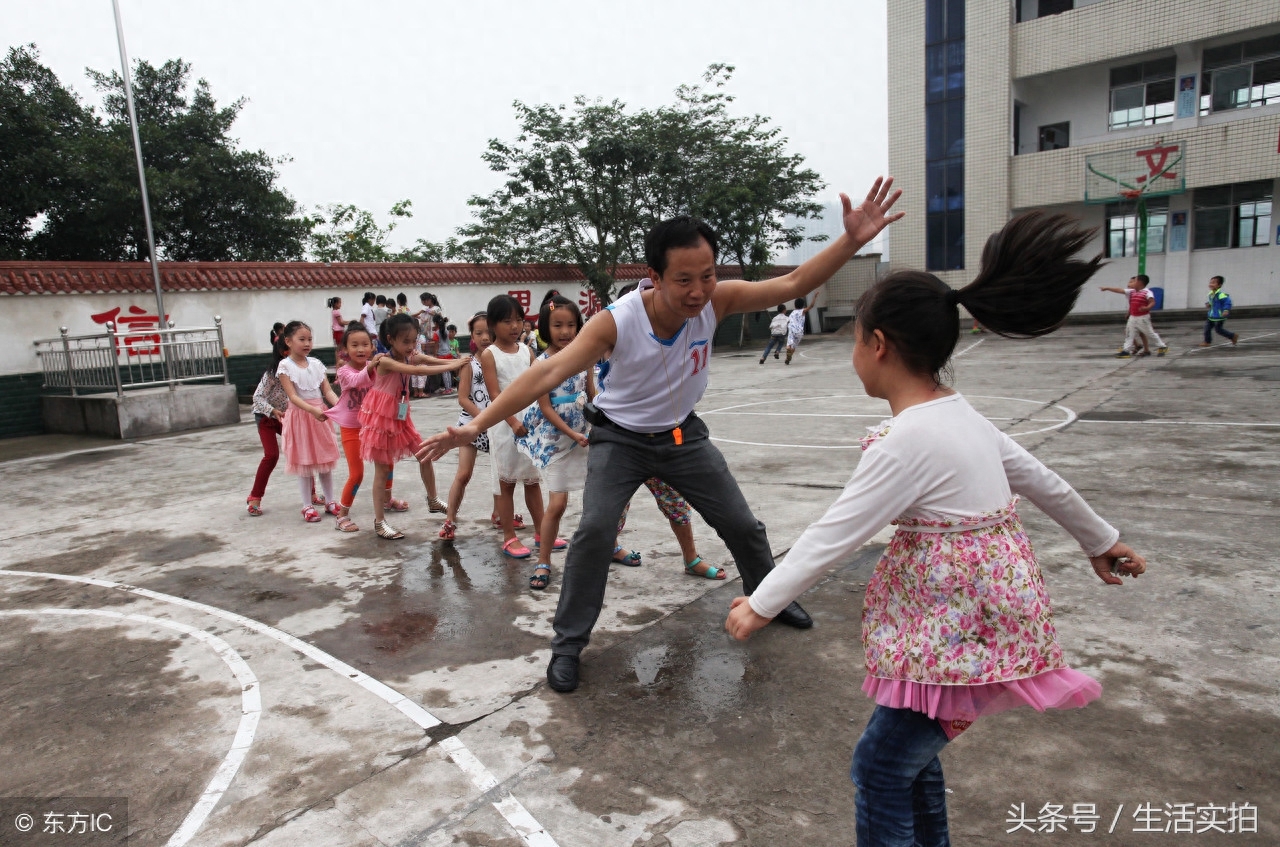 小學生玩什么游戲_小學生游戲100例_小學生游戲玩法